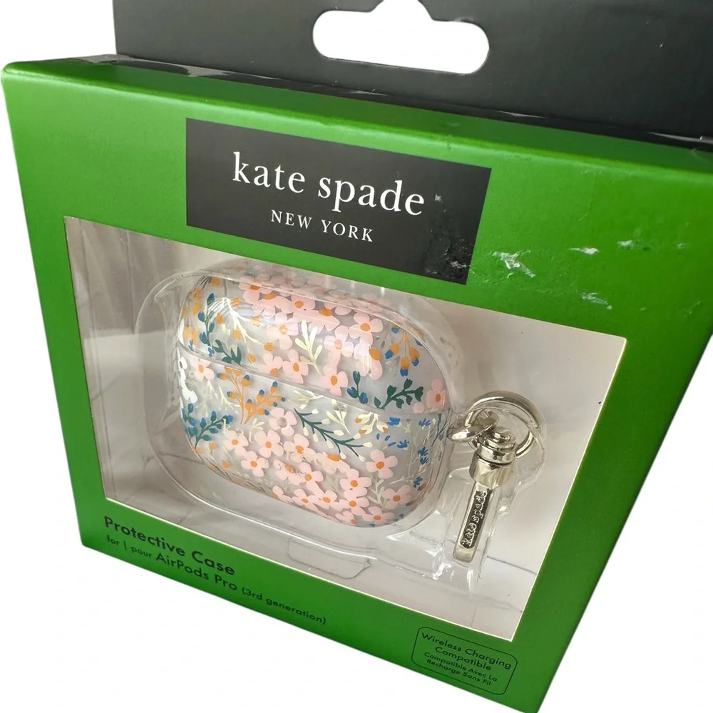 NWT Kate Spade Protective Case for AirPods Pro (3rd generation)
